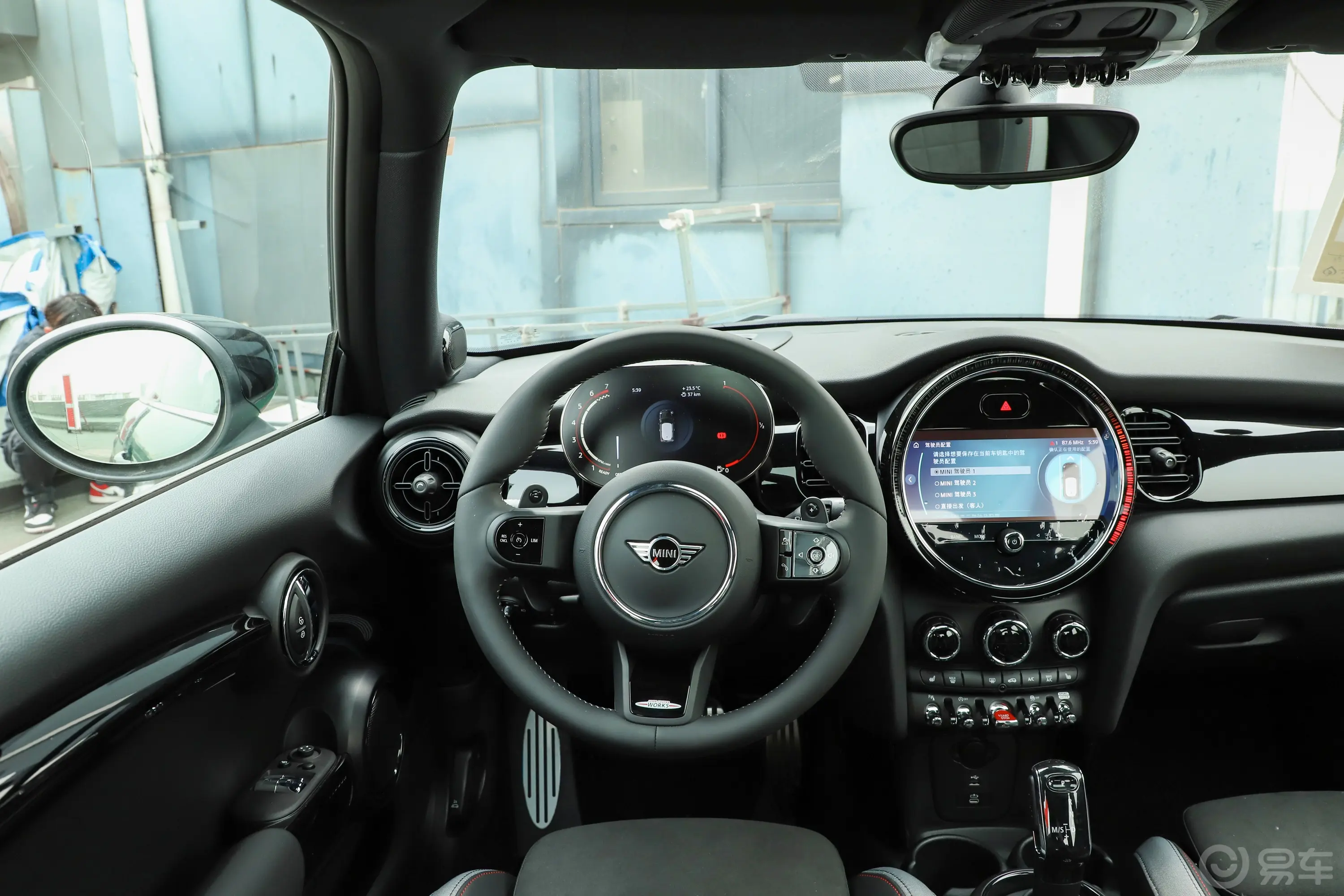 MINI JCW2.0T JOHN COOPER WORKS ALL-IN ULTIMATE终极版驾驶位区域