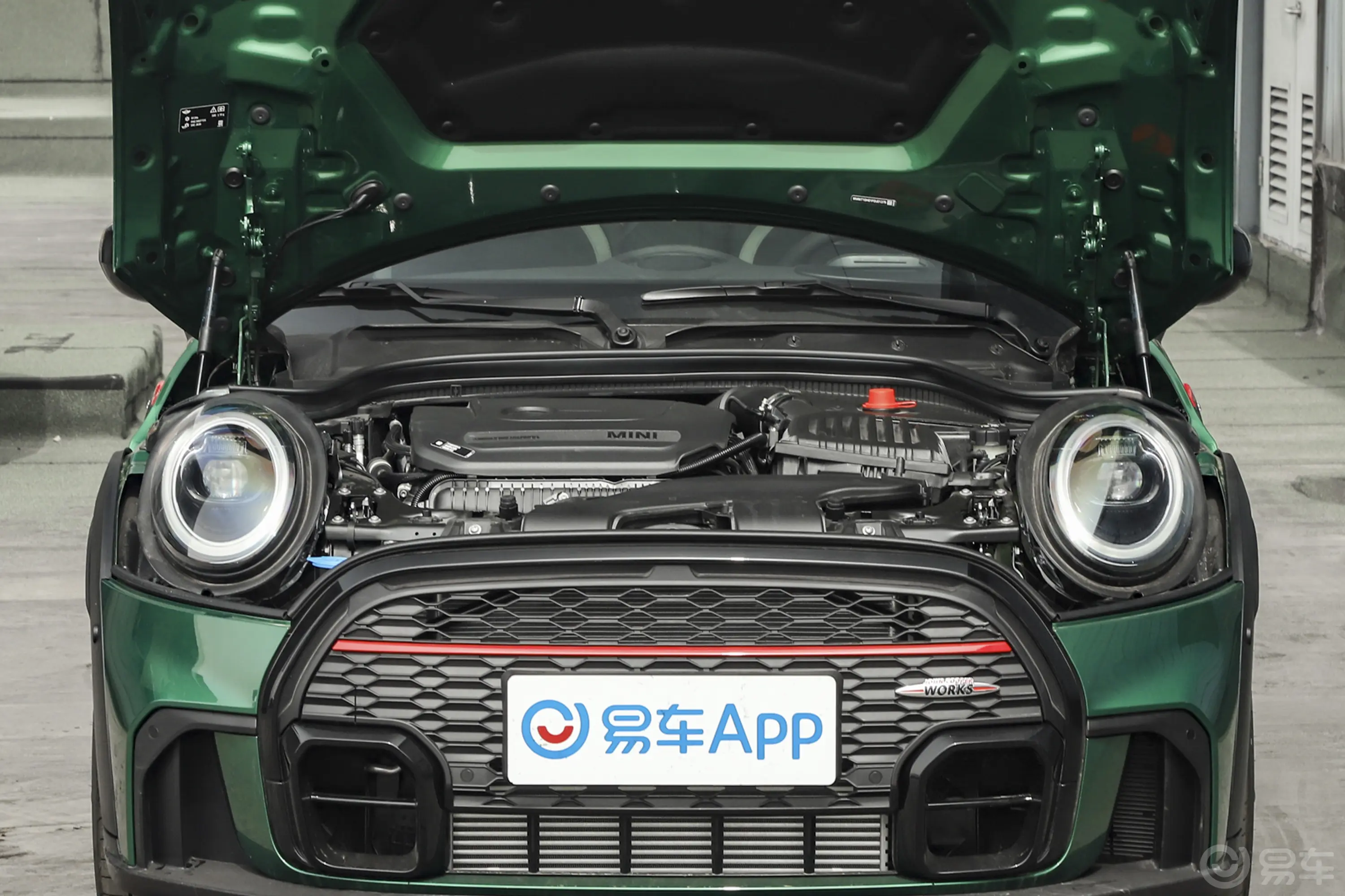 MINI JCW2.0T JOHN COOPER WORKS ALL-IN ULTIMATE终极版发动机舱整体