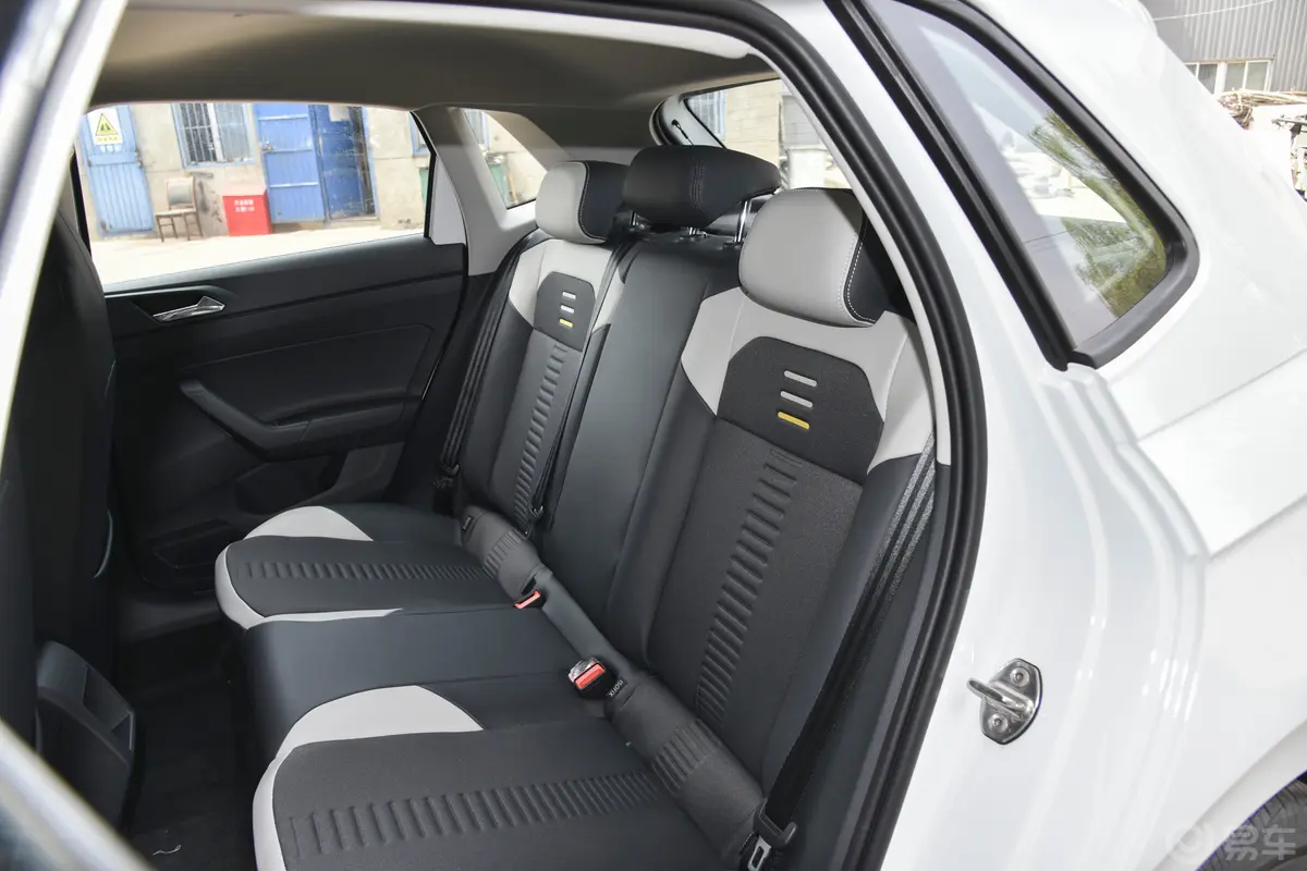 Polo改款 Plus 1.5L 自动炫彩科技版后备厢