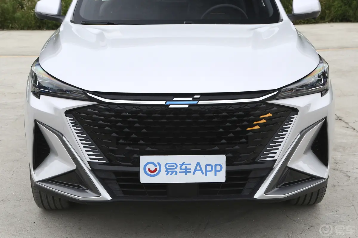 长安欧尚X5 PLUS改款 1.5T 卓越型外观细节