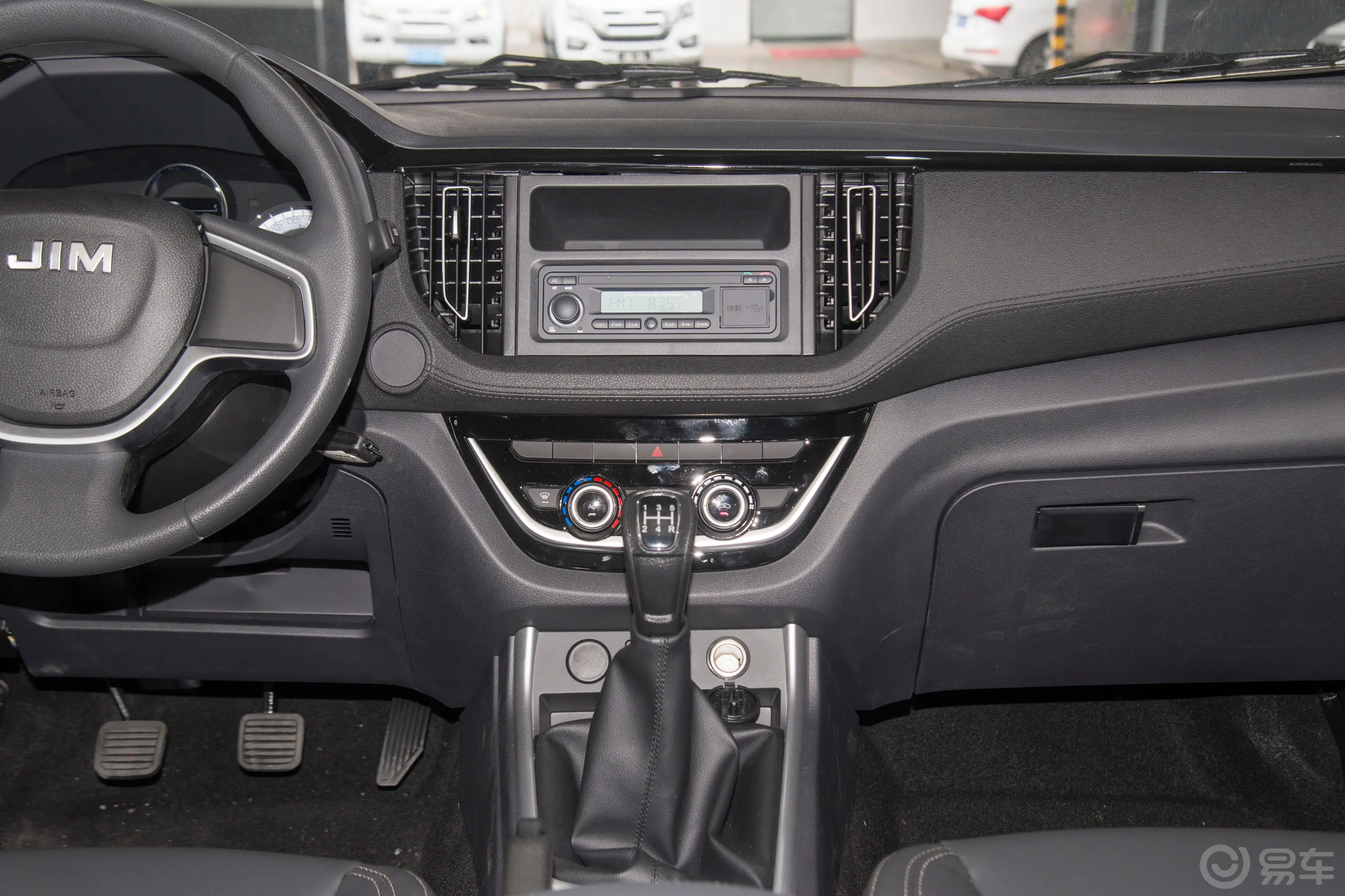 瑞迈2.4L 四驱标轴驰迈版 汽油中控台整体