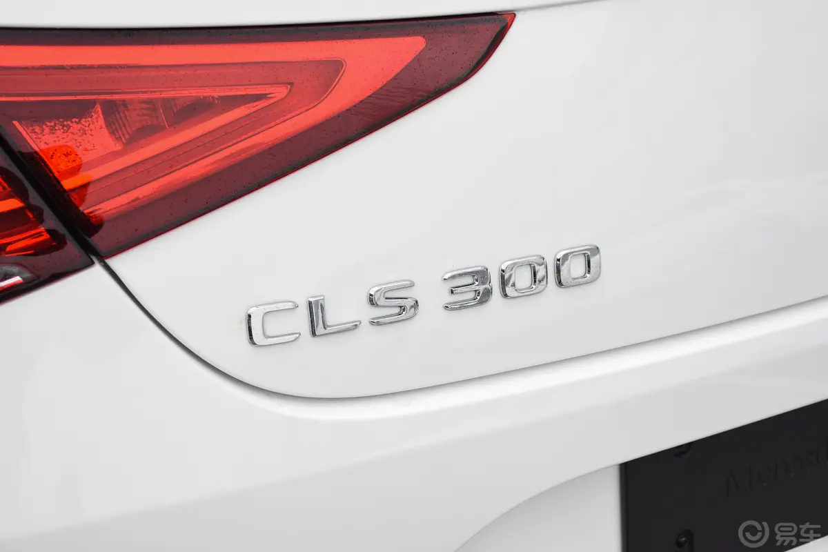 奔驰CLS级改款 CLS 300 动感型外观细节