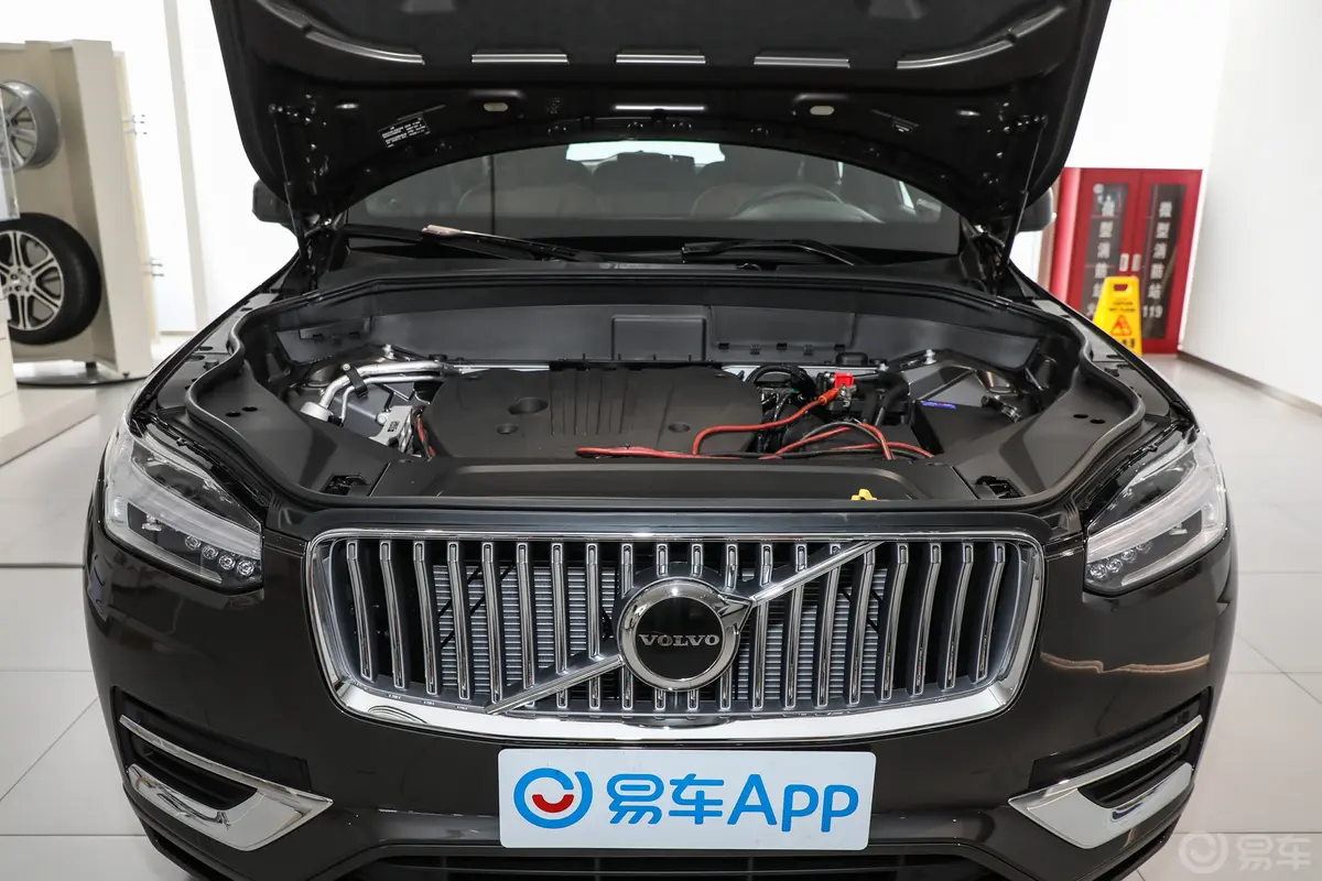 沃尔沃XC90B5 智行豪华版 5座发动机舱整体