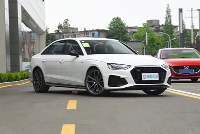 2023款 奥迪A4L 40 TFSI quattro 豪华动感型外观