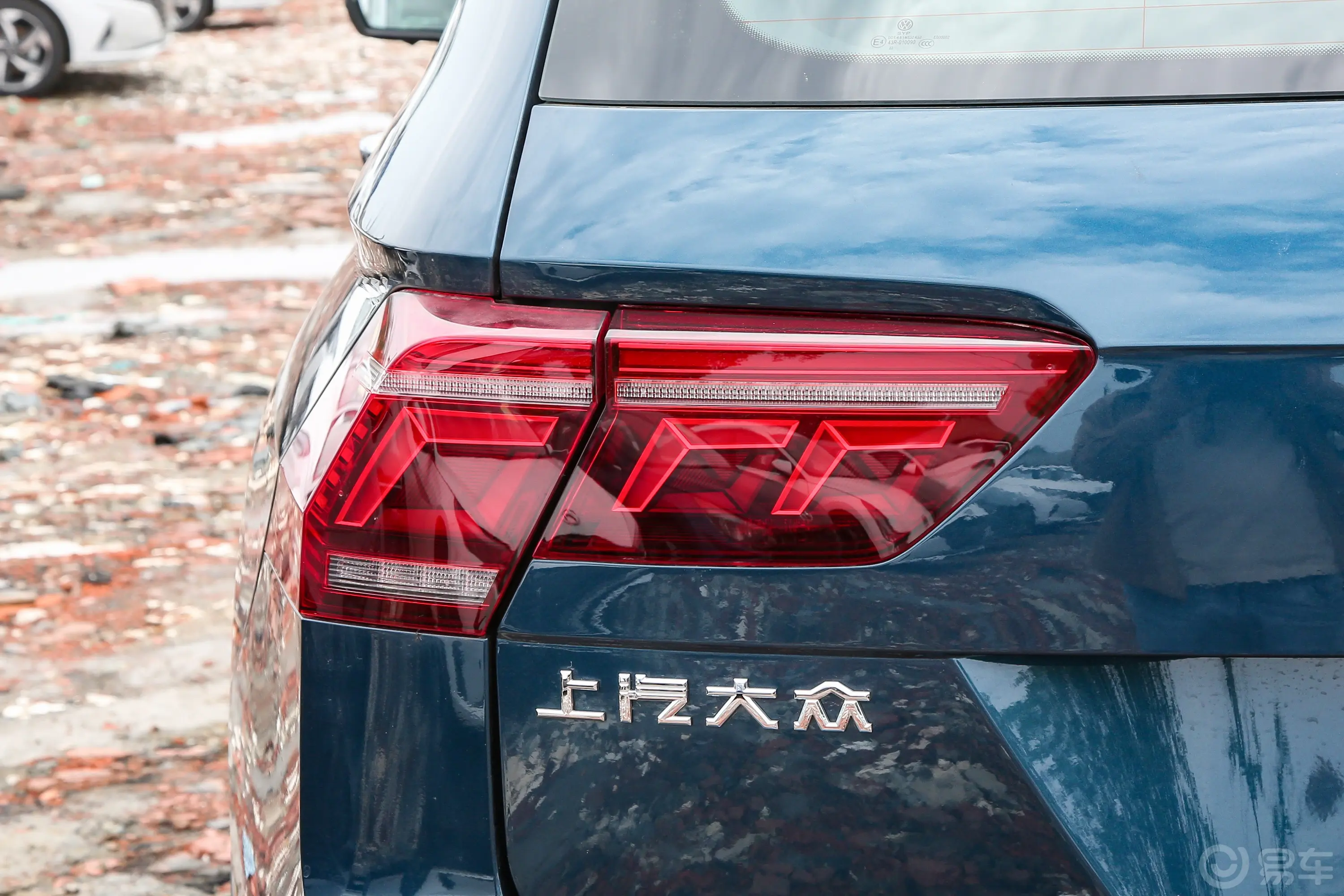 途观L改款 380TSI 四驱R-Line旗舰版 7座外观灯组