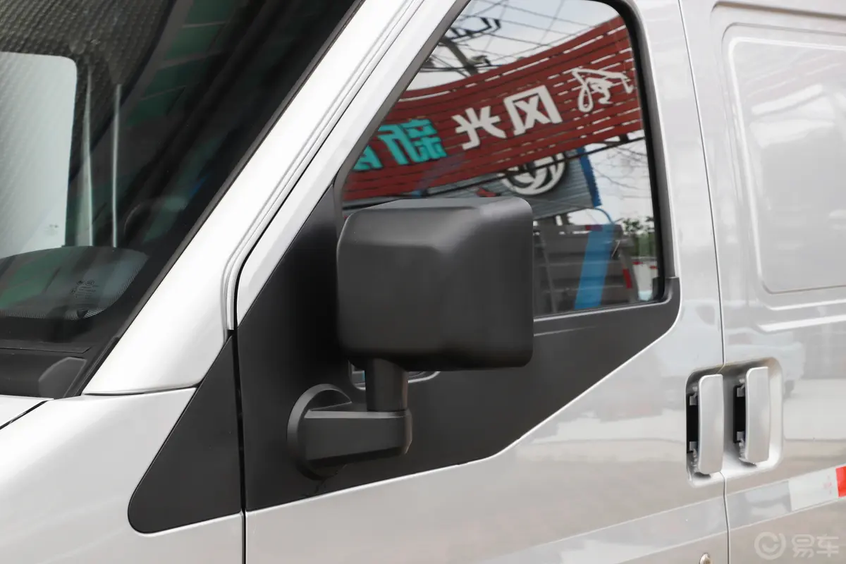 瑞驰新能源EC35V267km 标准版主驾驶后视镜背面