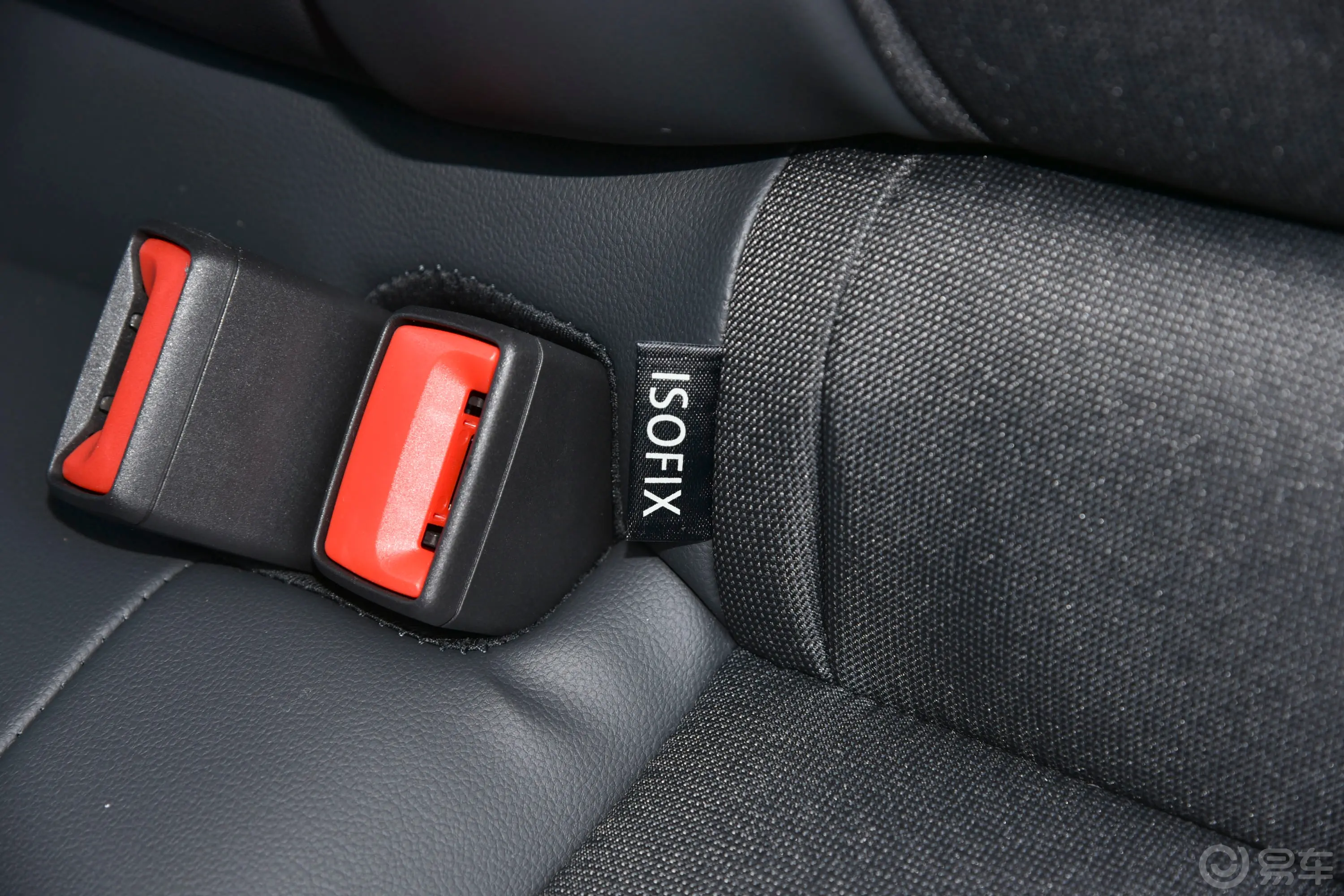 Polo改款 Plus 1.5L 自动潮酷智尊版儿童座椅接口