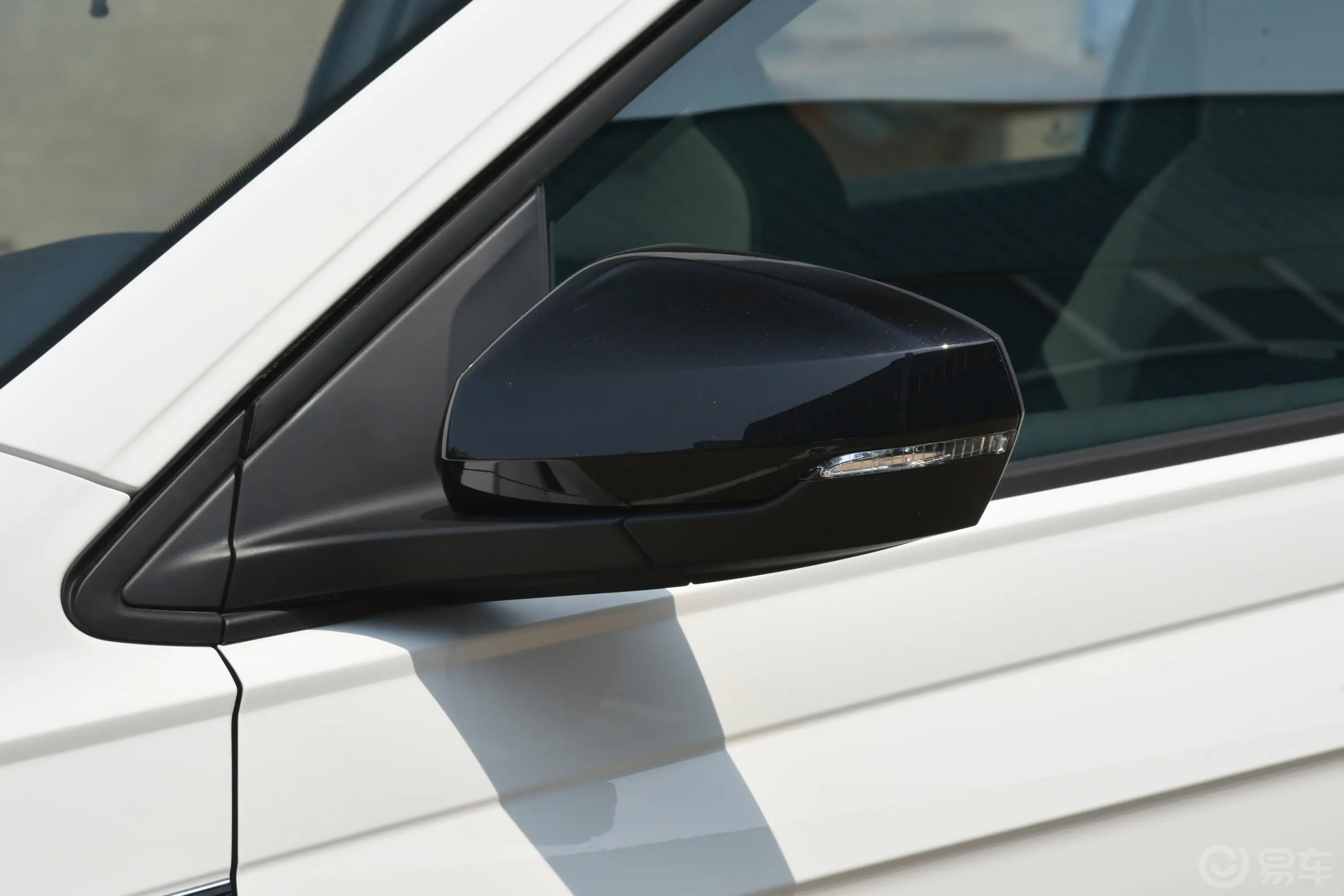 Polo改款 Plus 1.5L 自动潮酷智尊版主驾驶后视镜背面