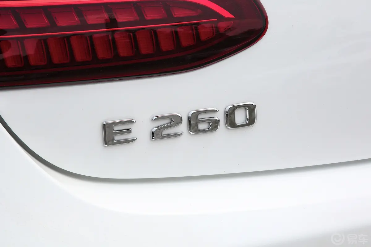 奔驰E级(进口)改款 E 260 敞篷轿跑车外观细节