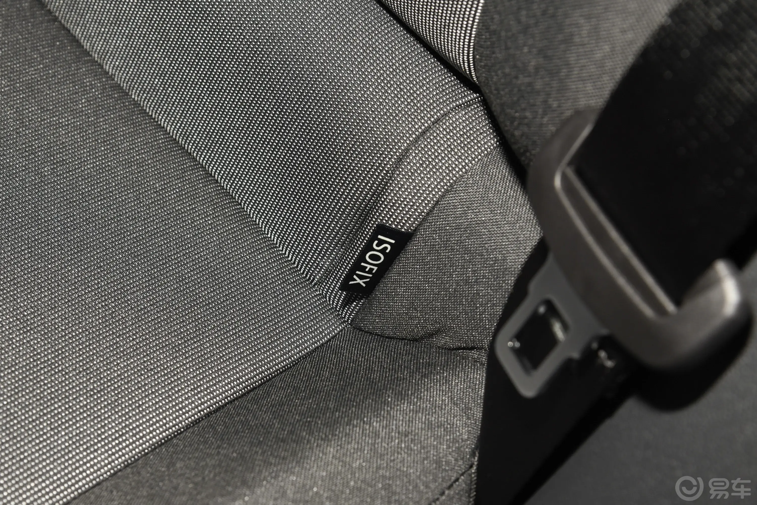 Polo改款 Plus 1.5L 自动全景乐享版儿童座椅接口