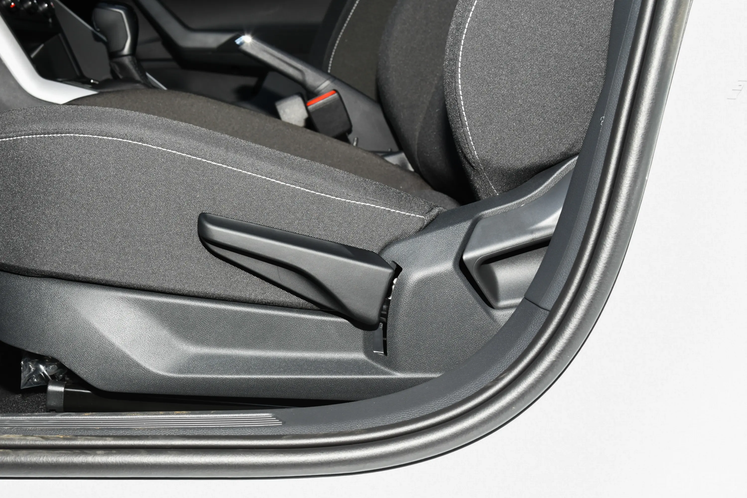 Polo改款 Plus 1.5L 自动全景乐享版主驾座椅调节