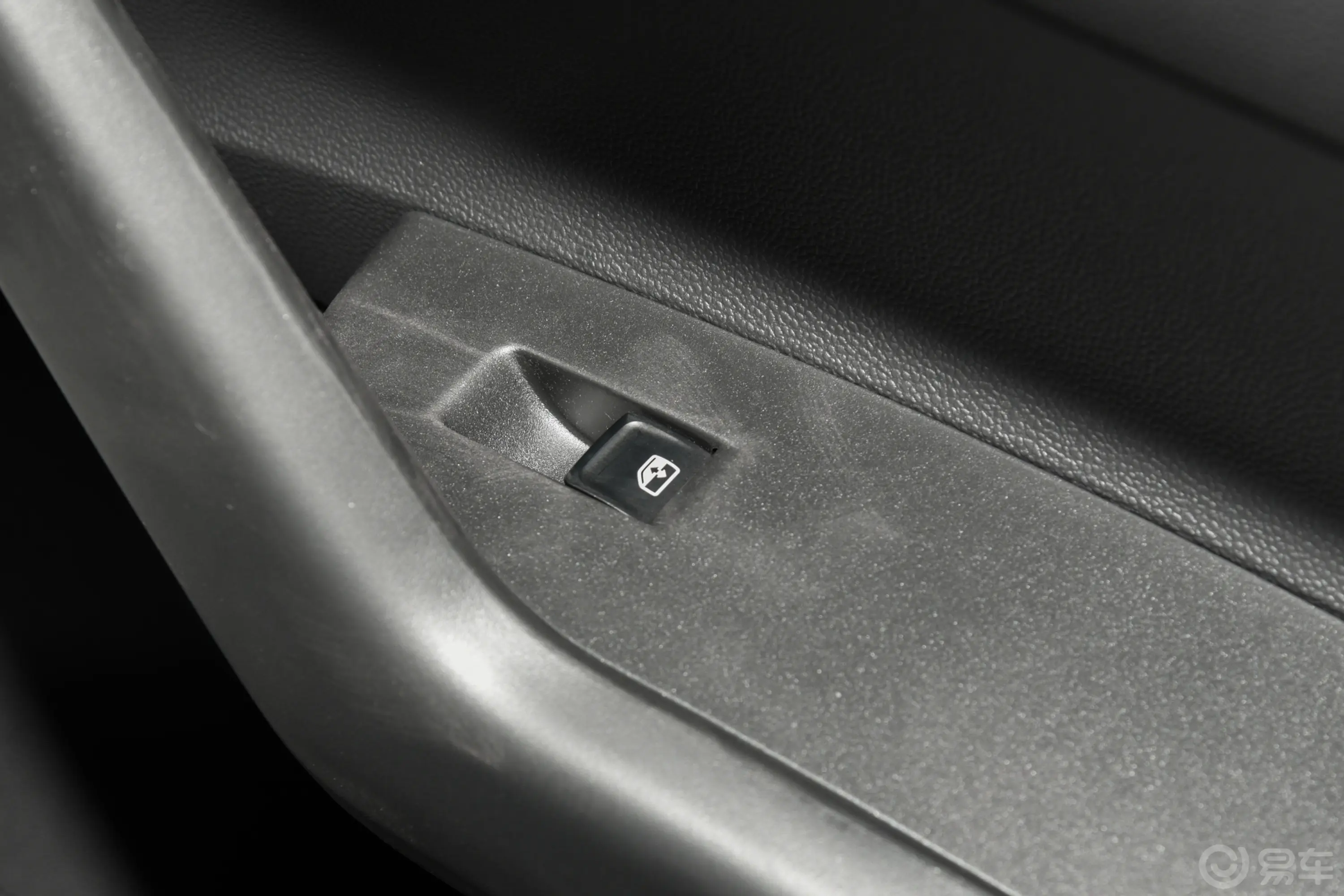 Polo改款 Plus 1.5L 自动全景乐享版副驾驶位
