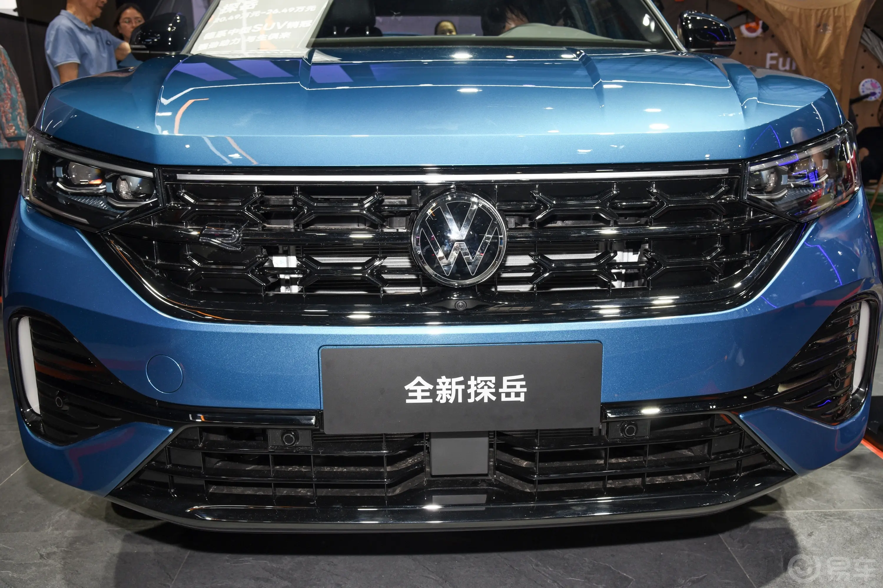 探岳改款 380TSI 四驱R-Line Pro智慧版外观细节