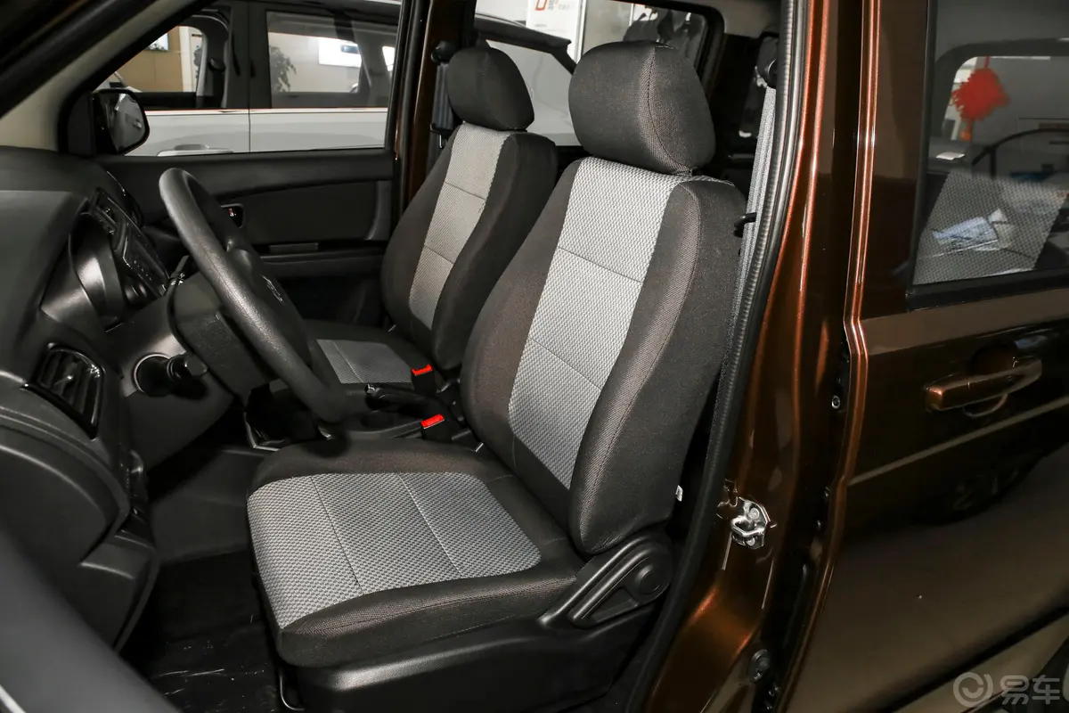 欧诺S欧诺S 1.5L 客车尊享版(双蒸空调)驾驶员座椅
