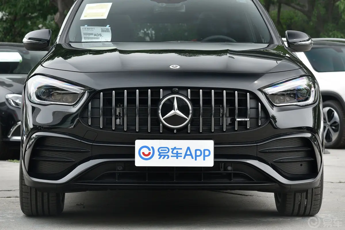 奔驰GLA AMGAMG GLA 35 4MATIC外观细节