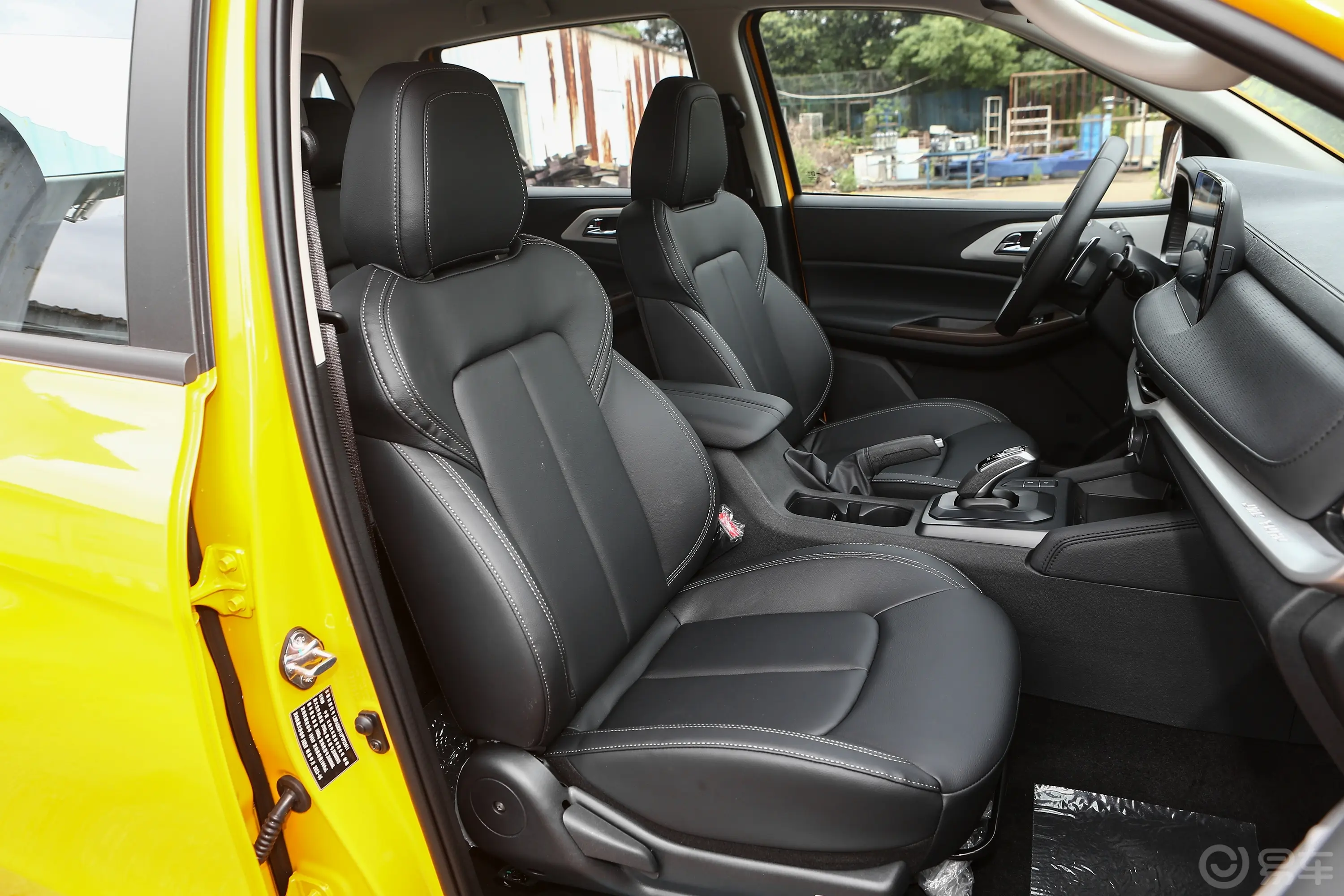 域虎72.0T 自动两驱长轴舒享款 柴油副驾驶座椅