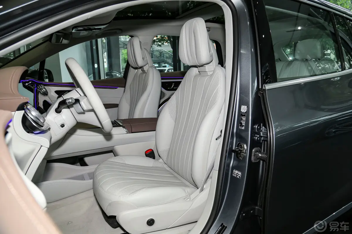 奔驰EQS SUV450 4MATIC 先锋版驾驶员座椅