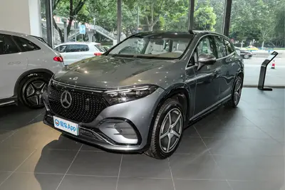 2023款 奔驰EQS SUV 450 4MATIC 先锋版外观