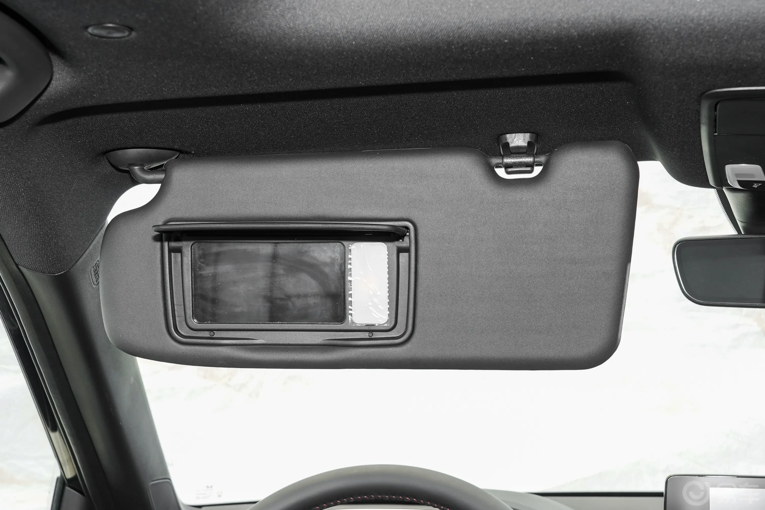 本田CR-V混动 2.0L 两驱智耀版驾驶位遮阳板