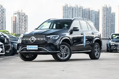 2024款 奔驰GLE GLE 450 4MATIC 时尚型外观