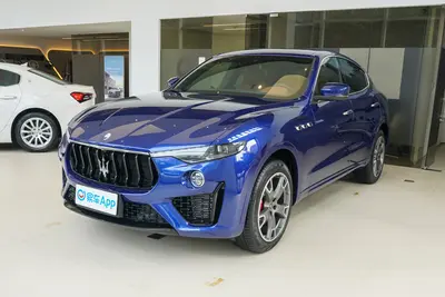 2023款 Levante 3.0T Modena外观