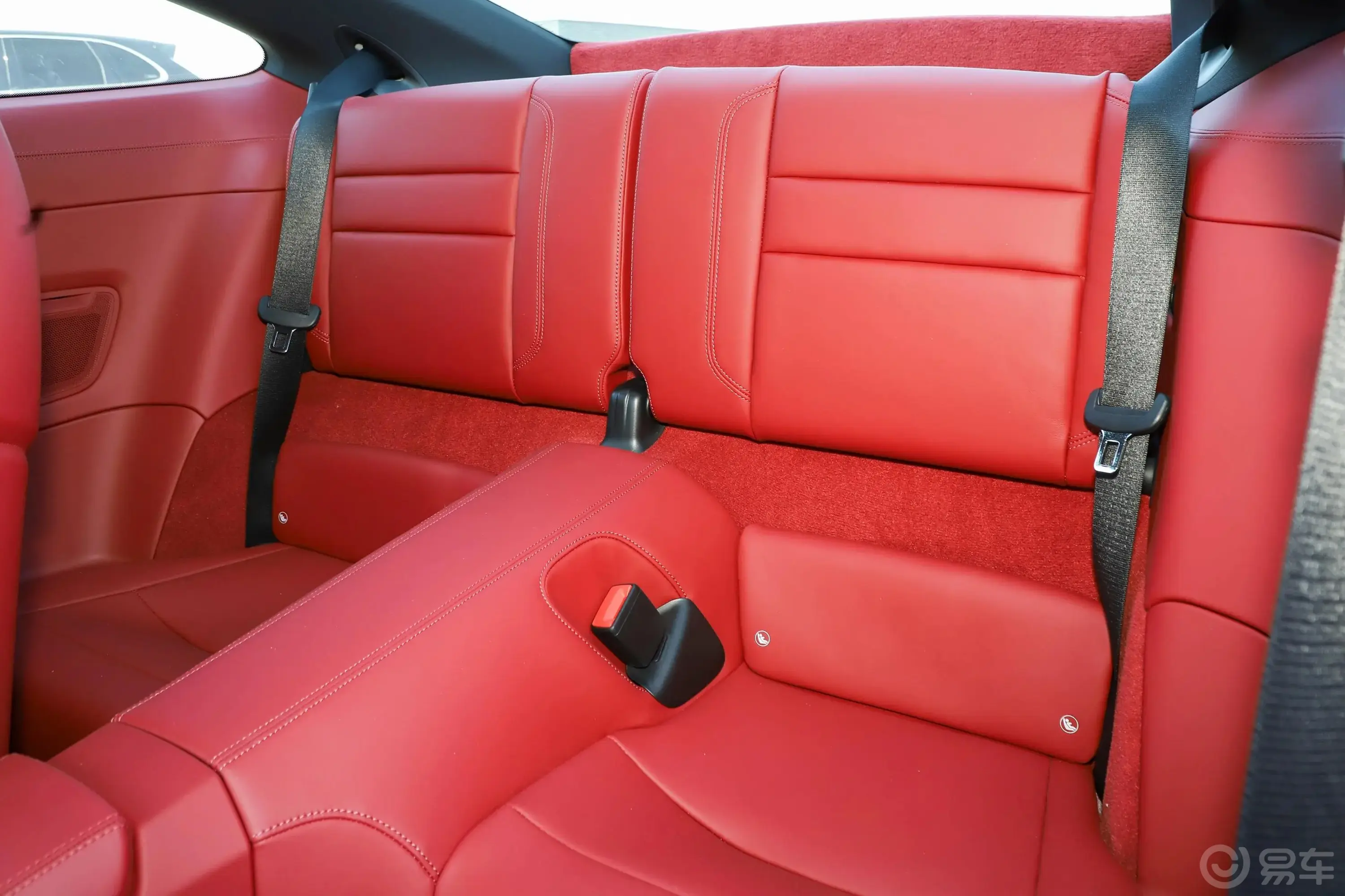 保时捷911Carrera Cabriolet 3.0T后排座椅