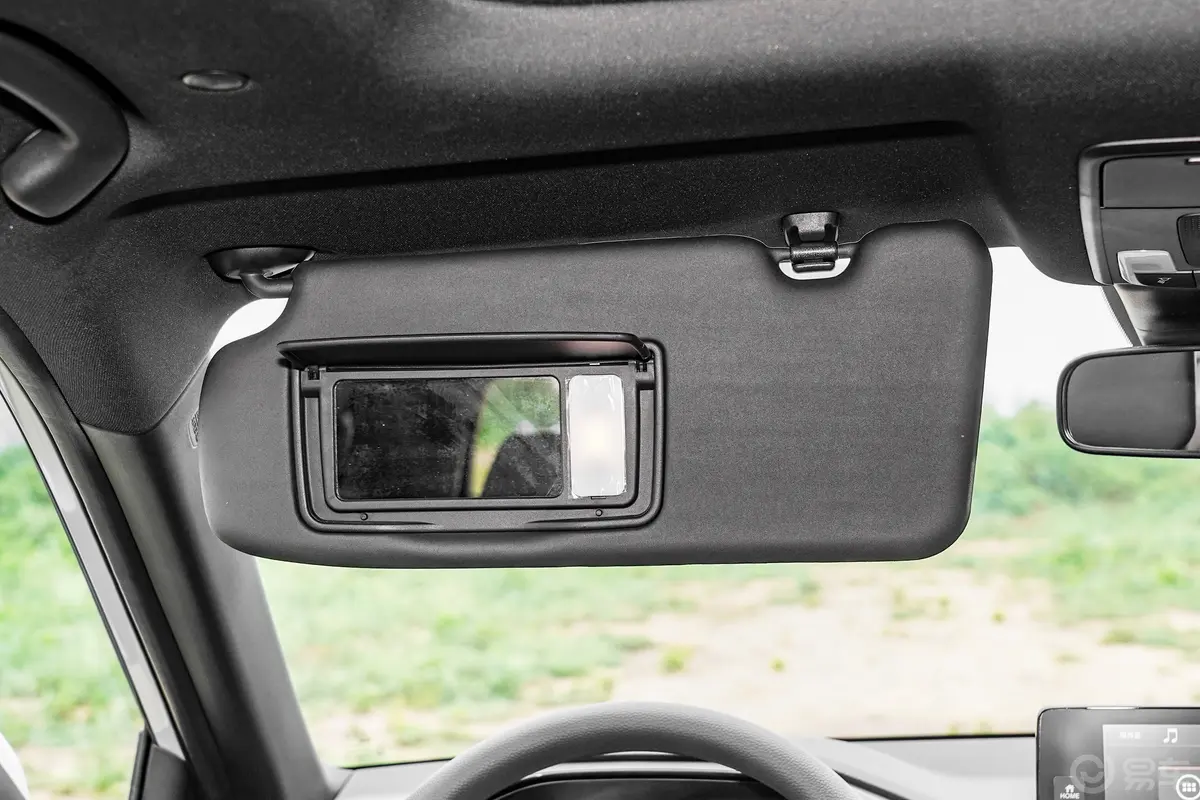 本田CR-V混动 2.0L 两驱智享版驾驶位遮阳板
