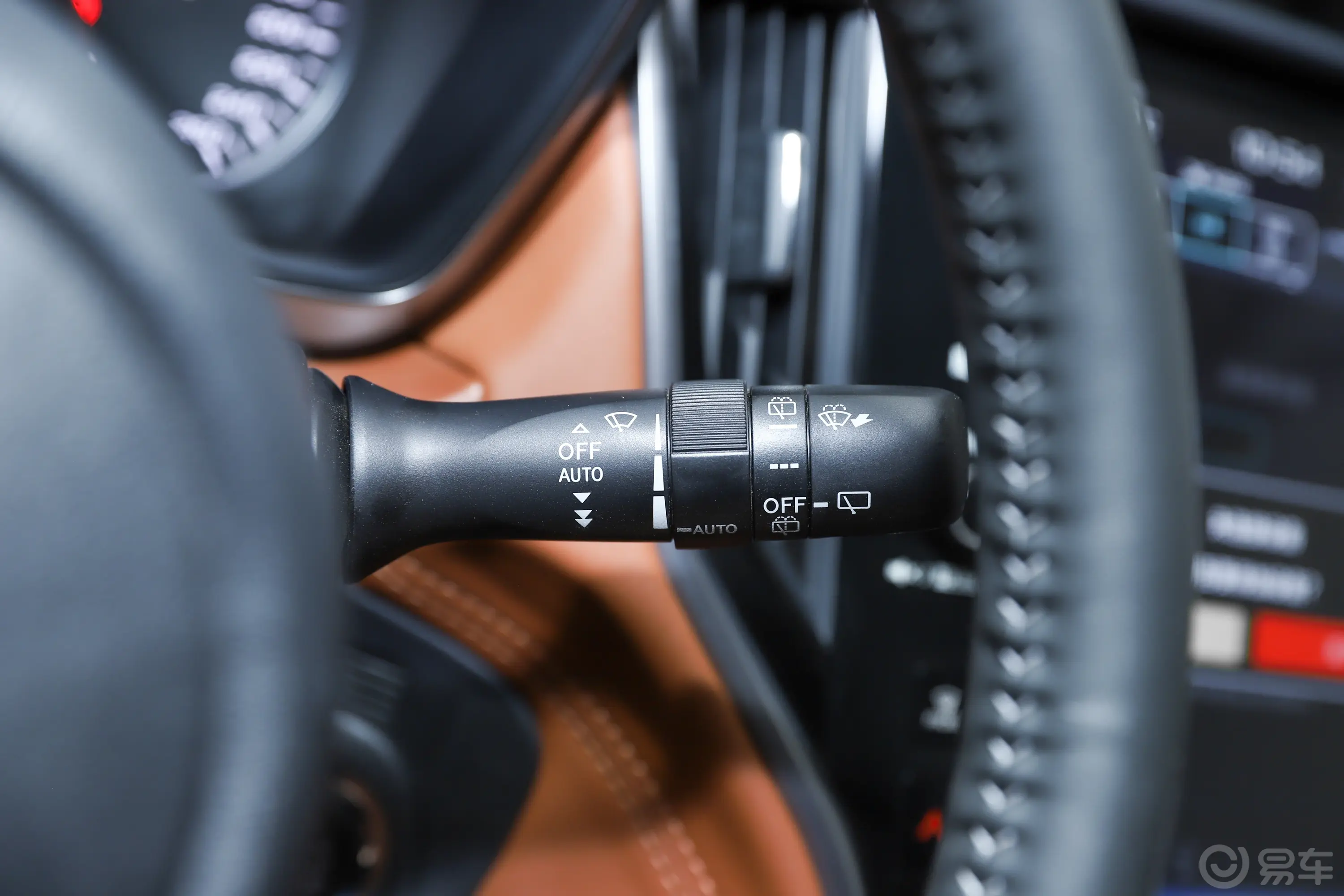 傲虎2.5i AWD旗舰版EyeSight主驾驶位