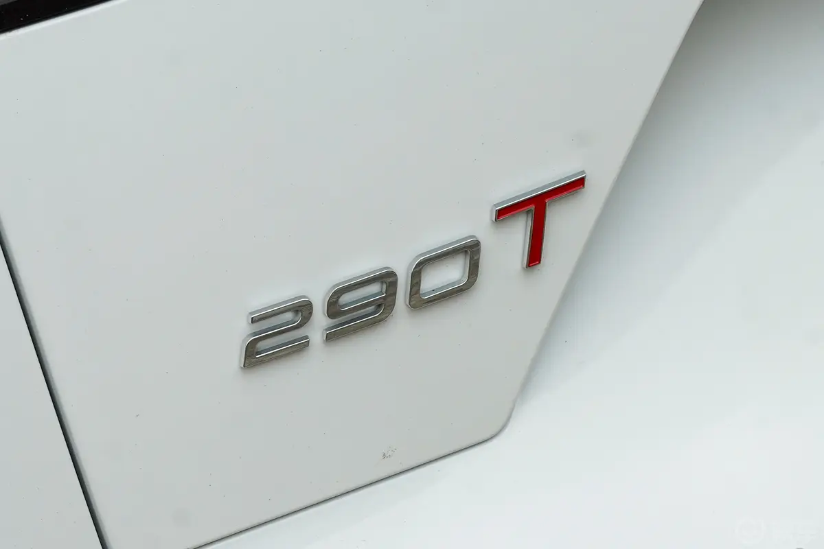 瑞虎8 PRO冠军版 290T 双离合两驱闪耀版 5座外观细节