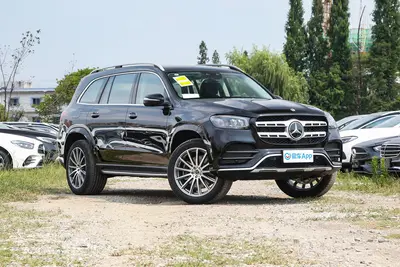 2023款 奔驰GLS 改款二 GLS 450 4MATIC 豪华型外观