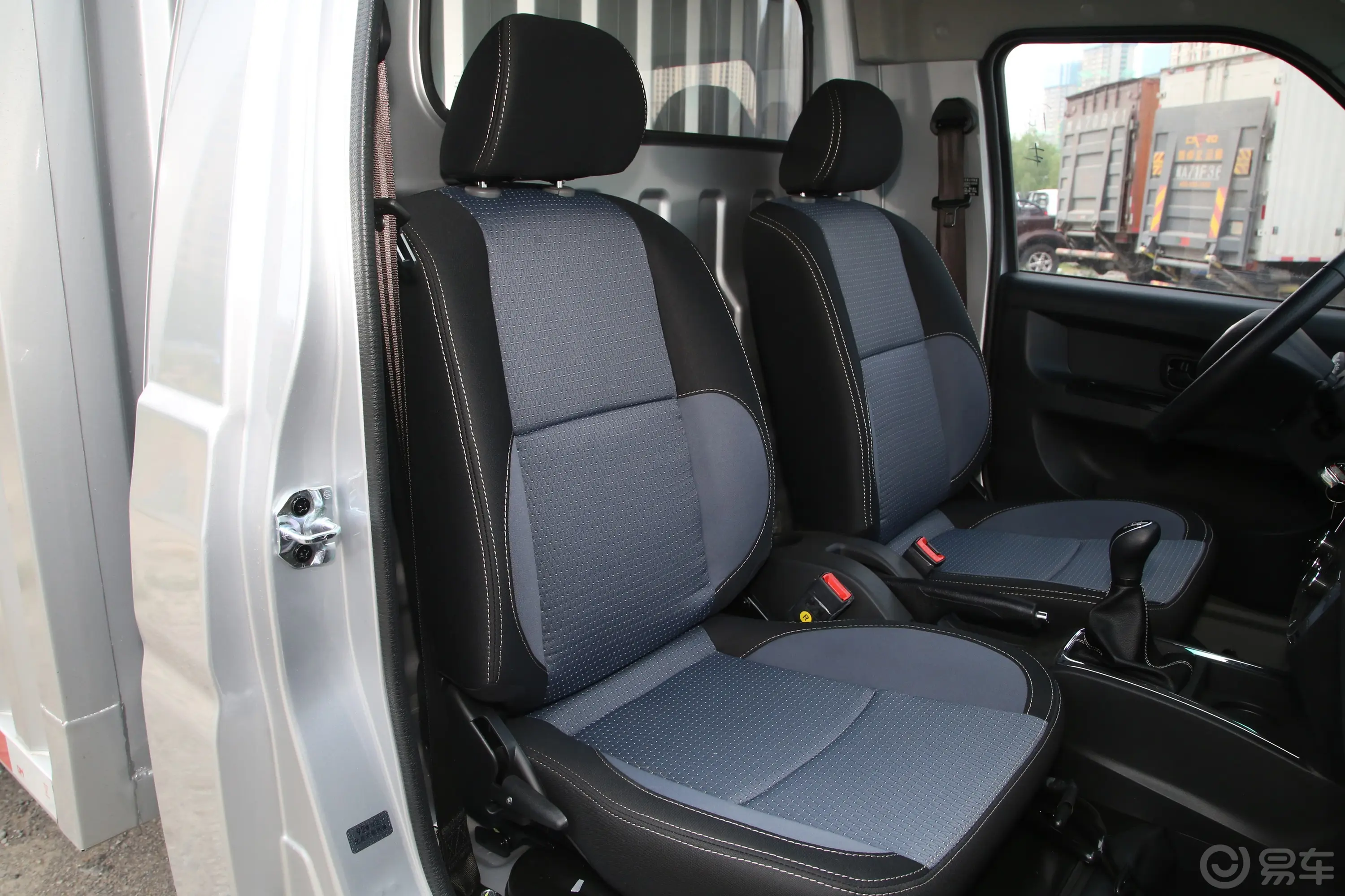 金杯金卡S21.6L 单排厢货舒适型副驾驶座椅