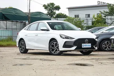 2023款 MG5 180DVVT CVT风尚版外观