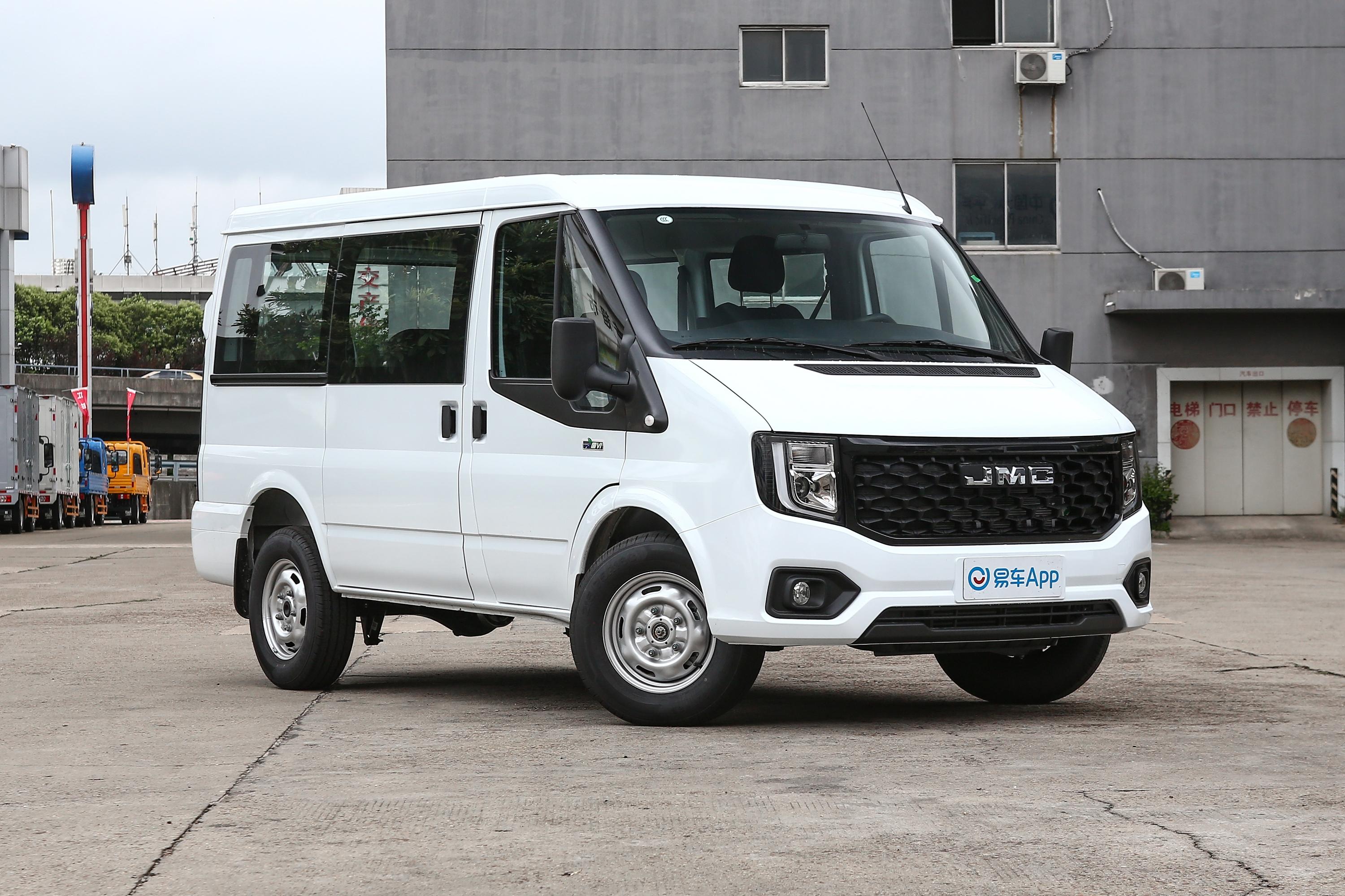 【江铃福顺2.0T 自动短轴低顶商运型多功能乘用车(上掀尾门) 6座 柴油侧前45度车头向右水平图片-汽车图片大全】-易车