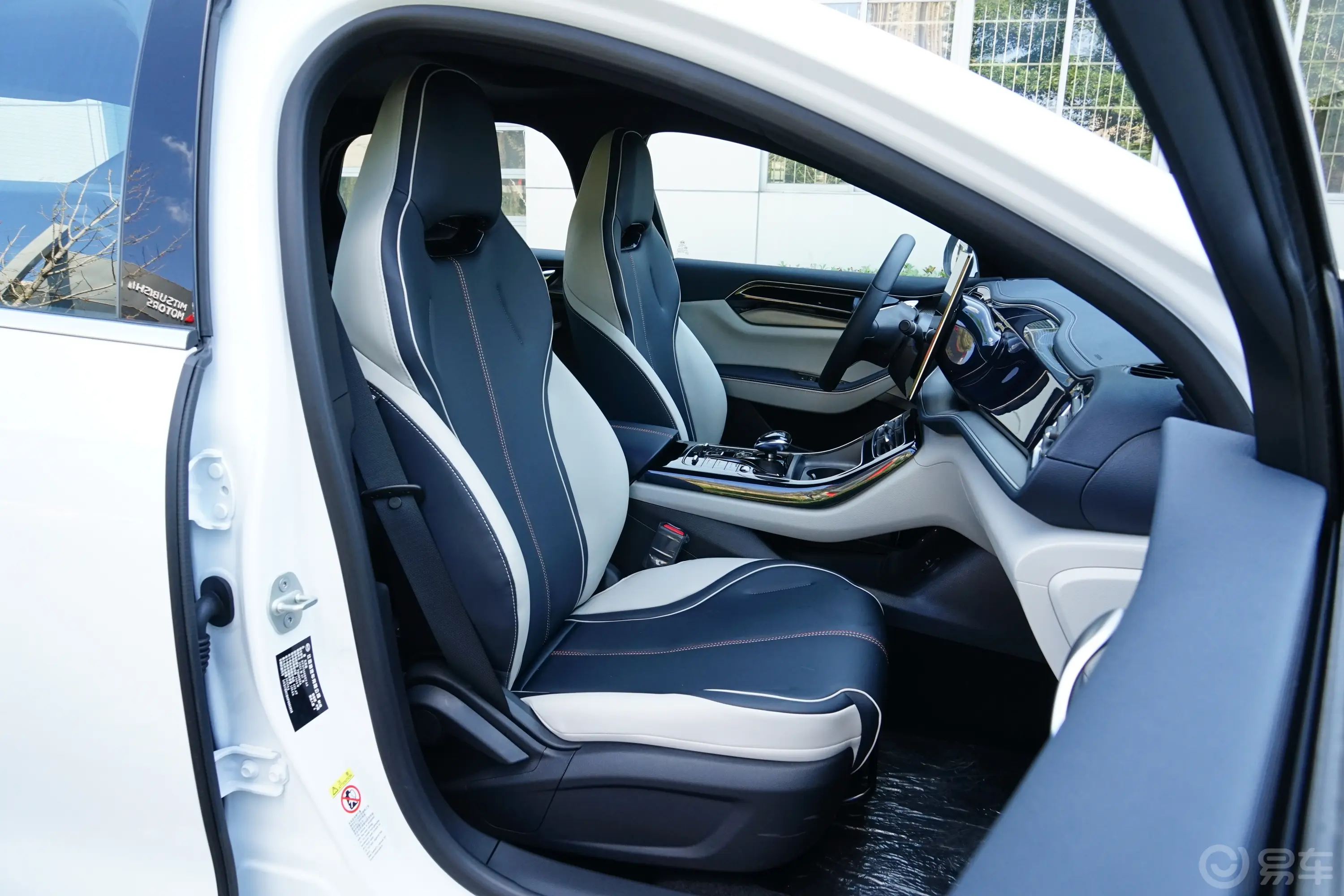 秦PLUS新能源EV 500km 出行版副驾驶座椅