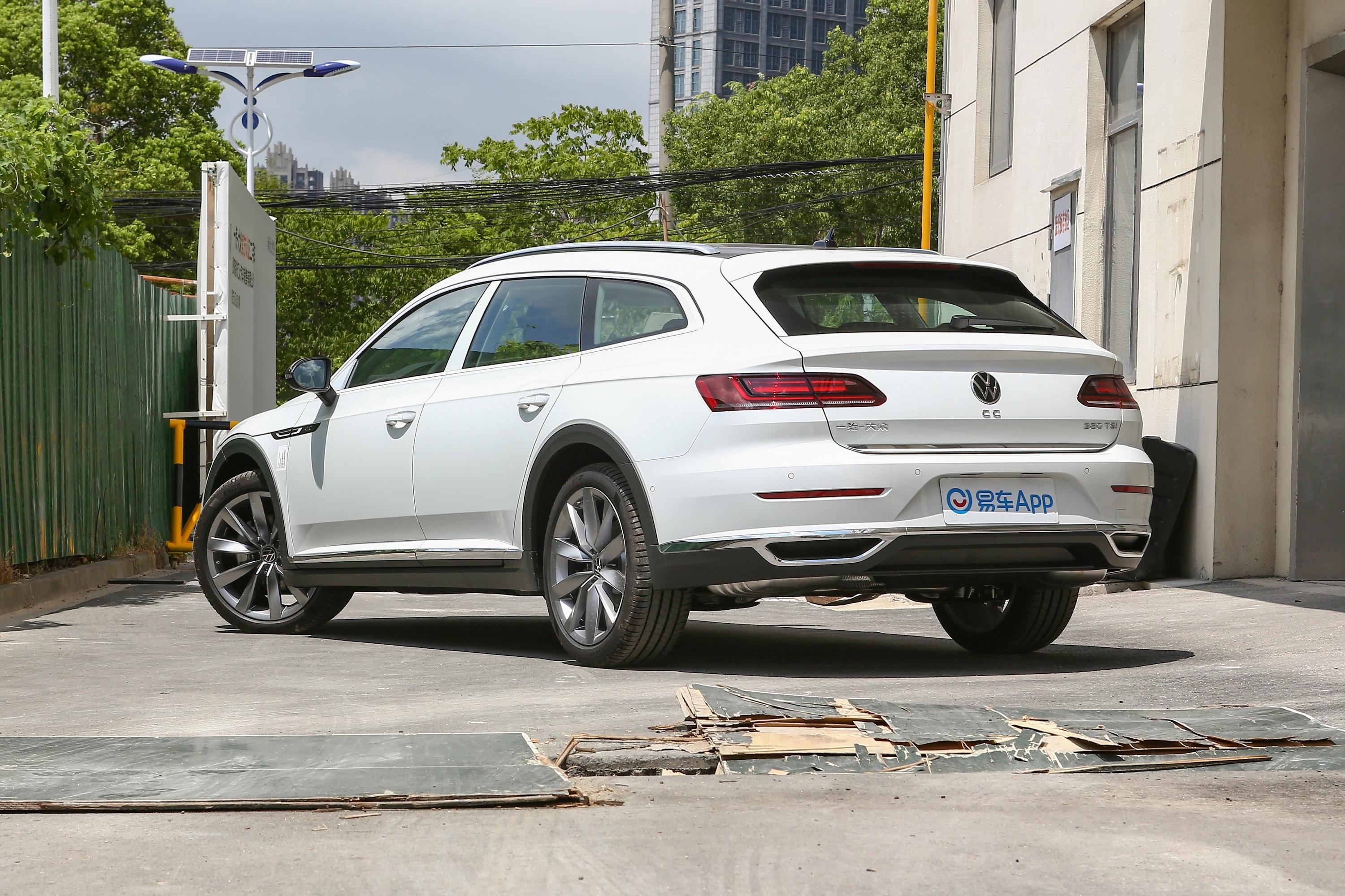 【一汽-大众CC猎装车 380TSI 猎心版侧后45度车头向左水平图片-汽车图片大全】-易车