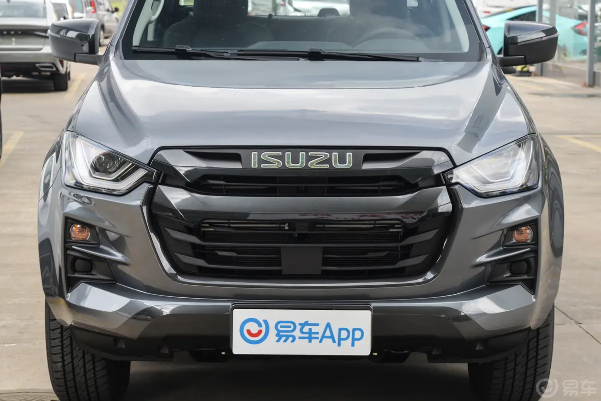 D-MAX1.9T 手动四驱智领型外观细节