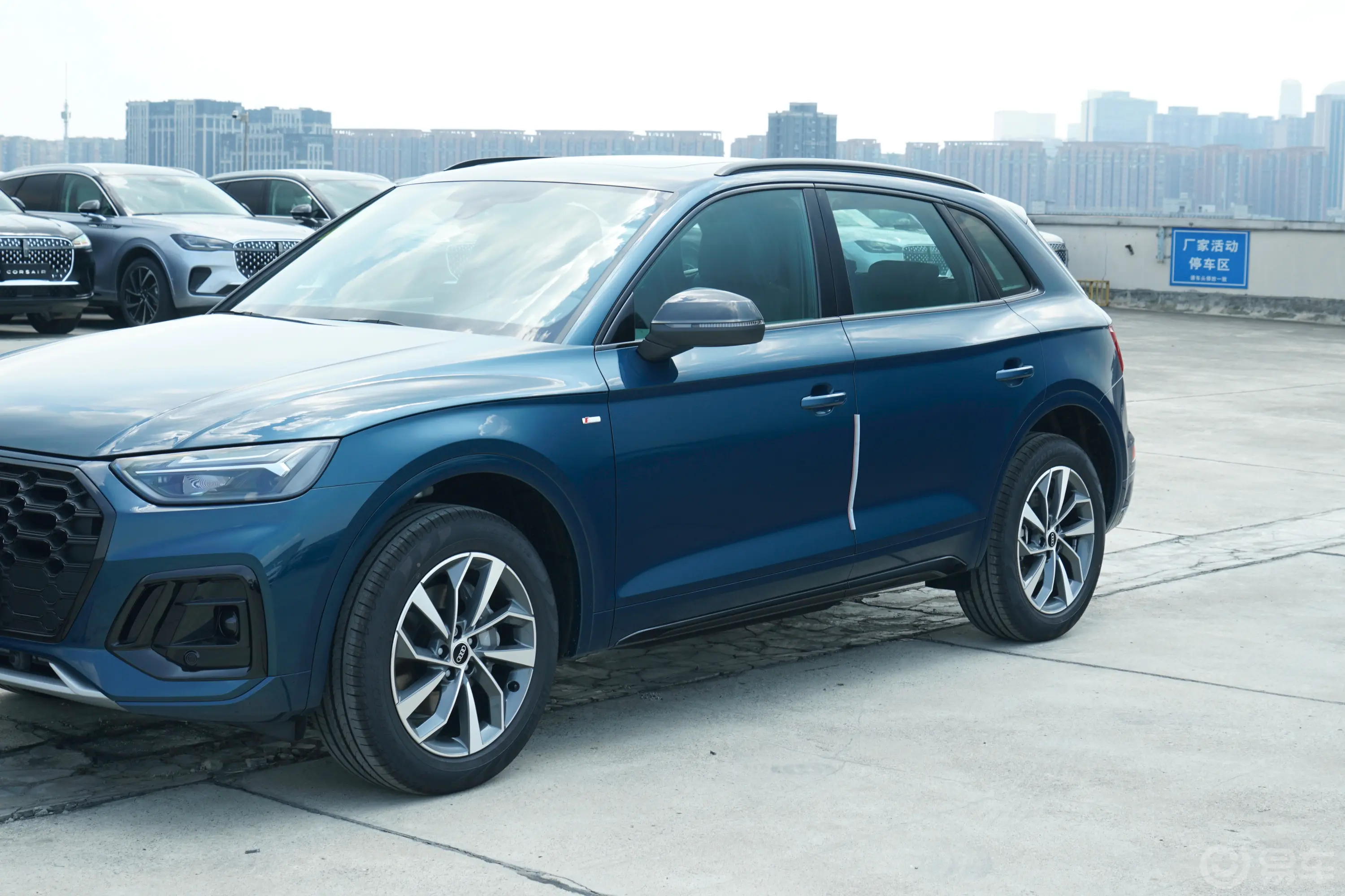 奥迪Q5L40 TFSI 豪华动感型外观细节