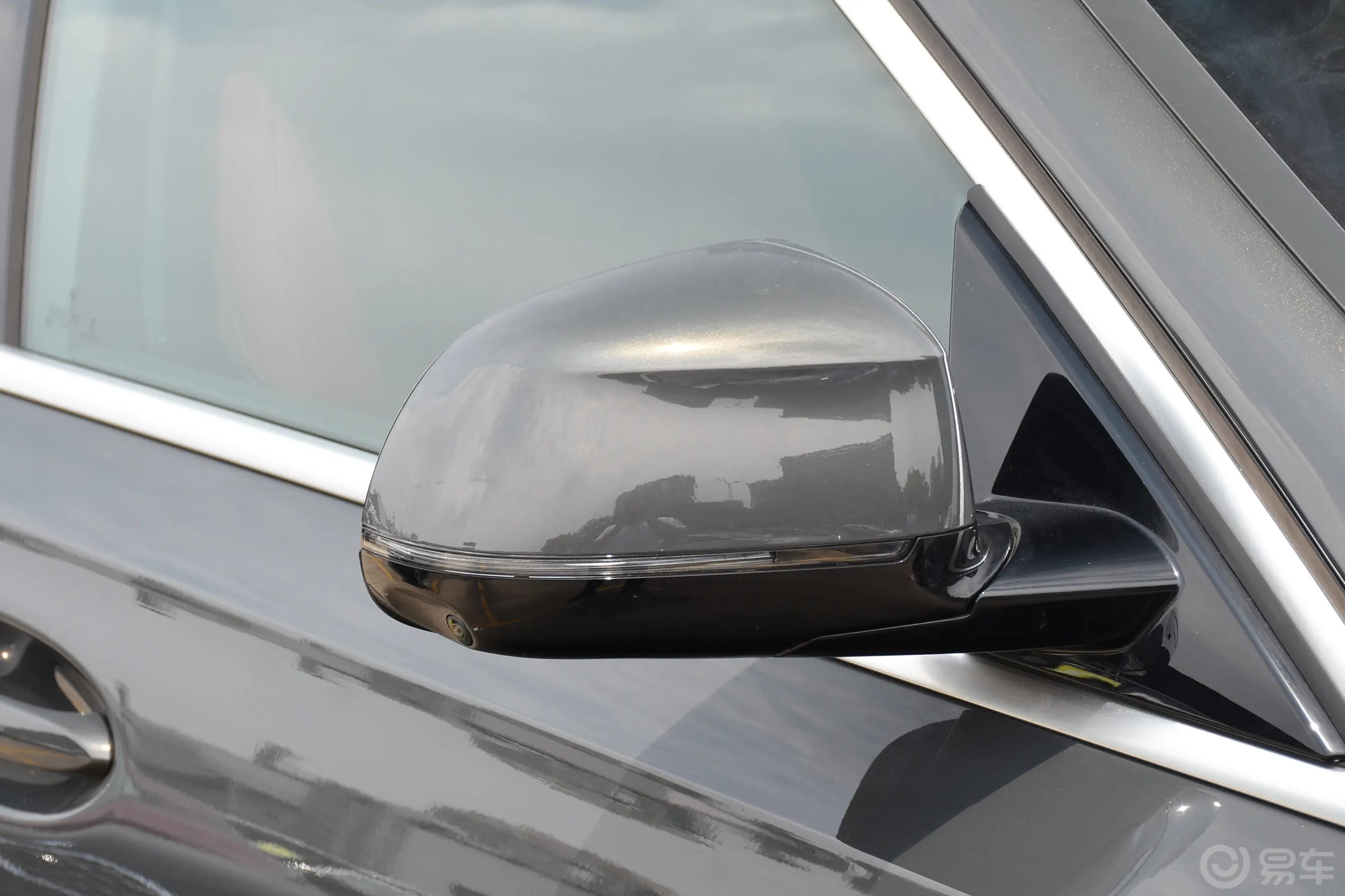 宝马X6改款 xDrive30i M运动套装外观细节