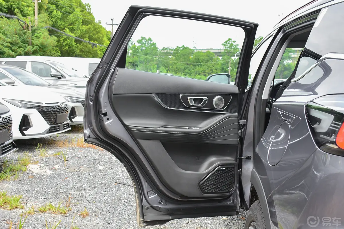 瑞虎7 PLUS改款 1.6T 双离合尊贵型驾驶员侧后车门