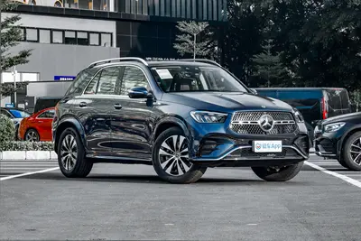 2024款 奔驰GLE GLE 350 4MATIC 时尚型外观