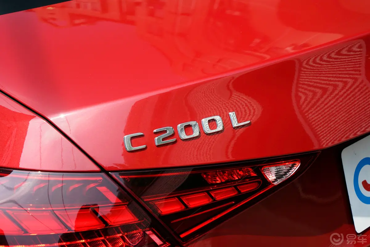 奔驰C级改款 C 200 L 运动版外观细节