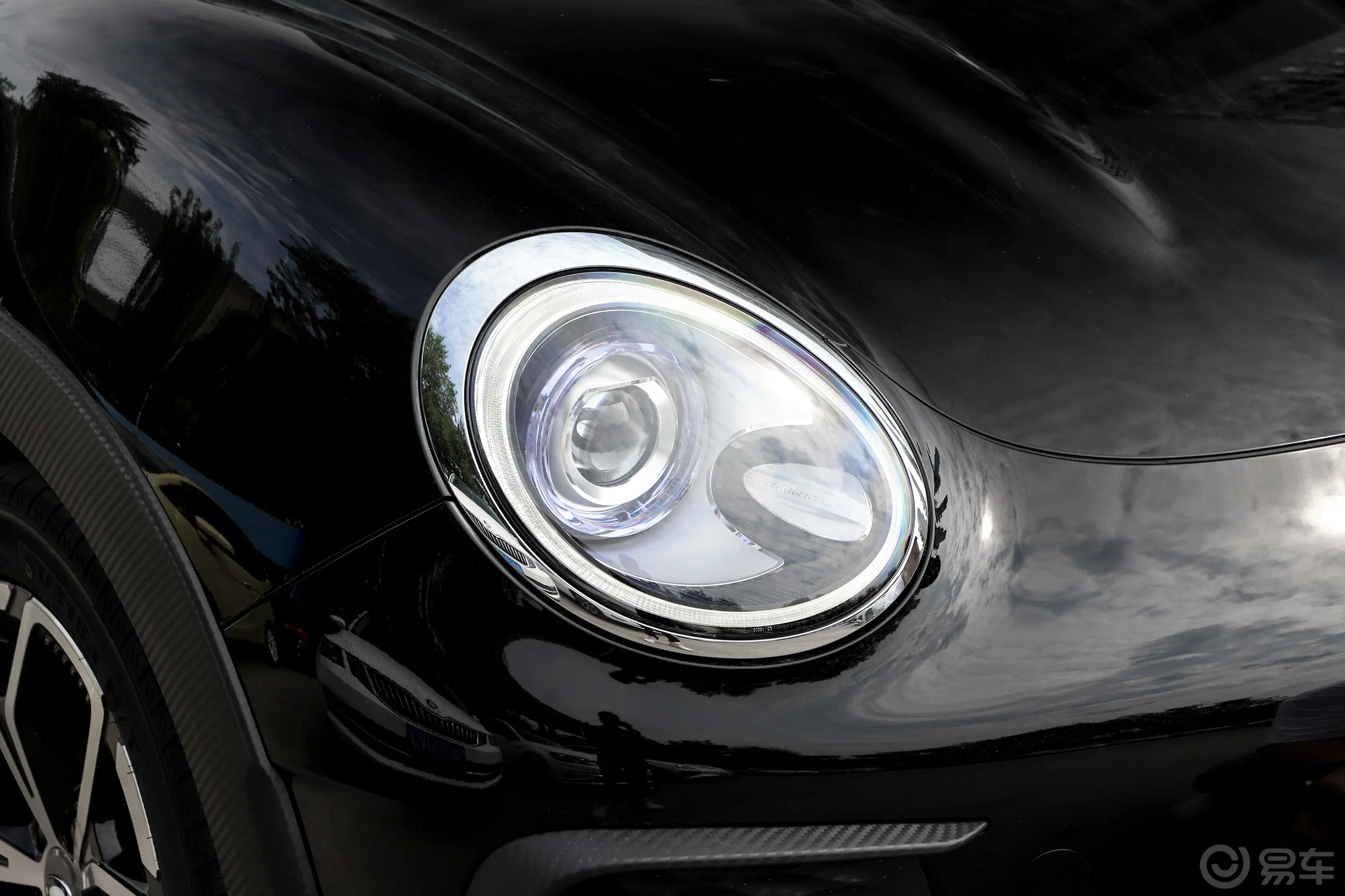 欧拉好猫GT木兰版 401km 尊荣型大灯侧45度俯拍