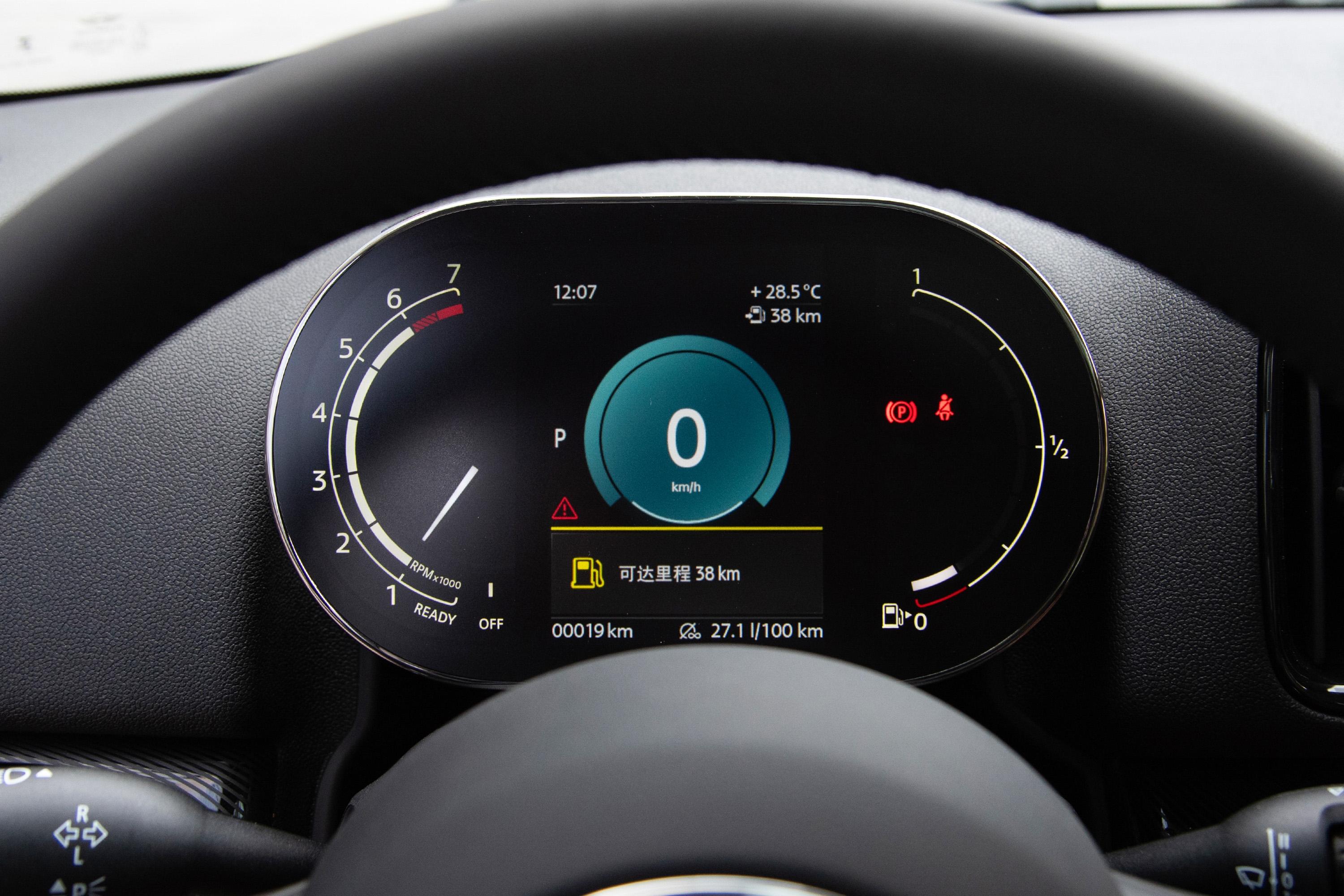 【MINI COUNTRYMAN改款 1.5T COOPER 鉴赏家仪表盘图片-汽车图片大全】-易车