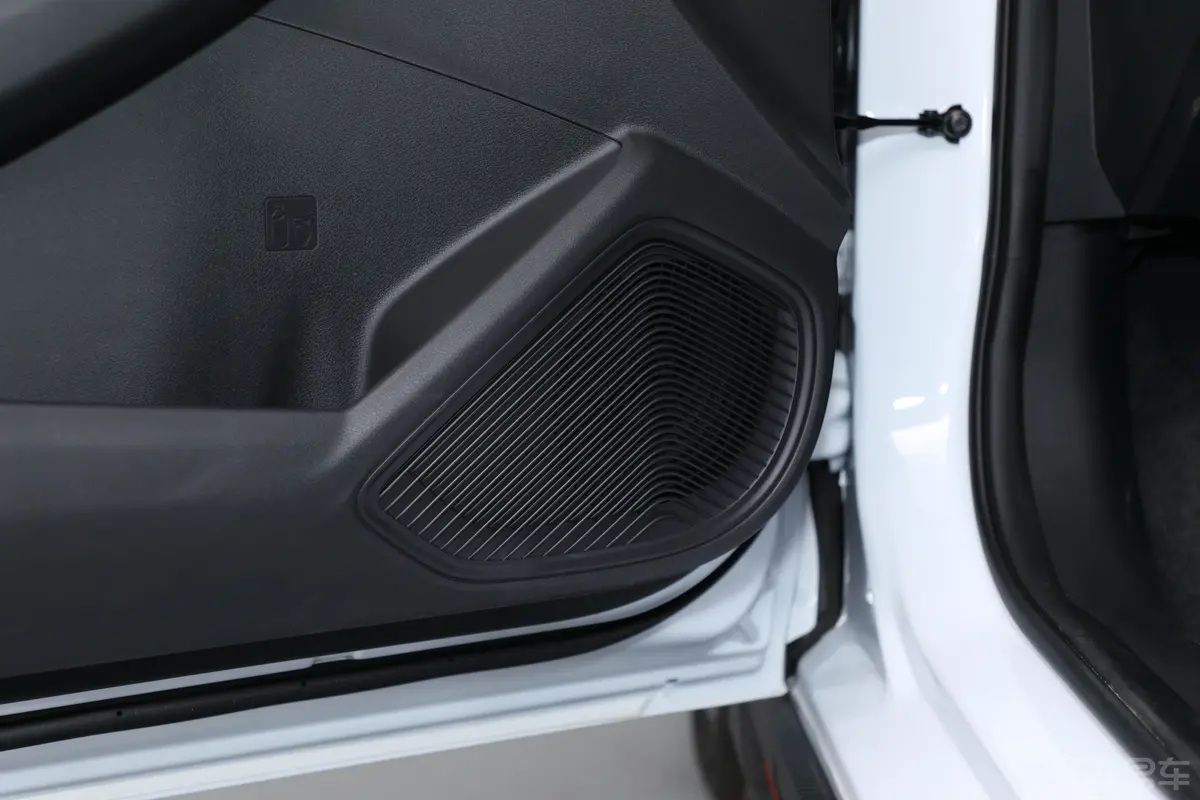 奕炫MAX1.5T 赛道版音响和品牌