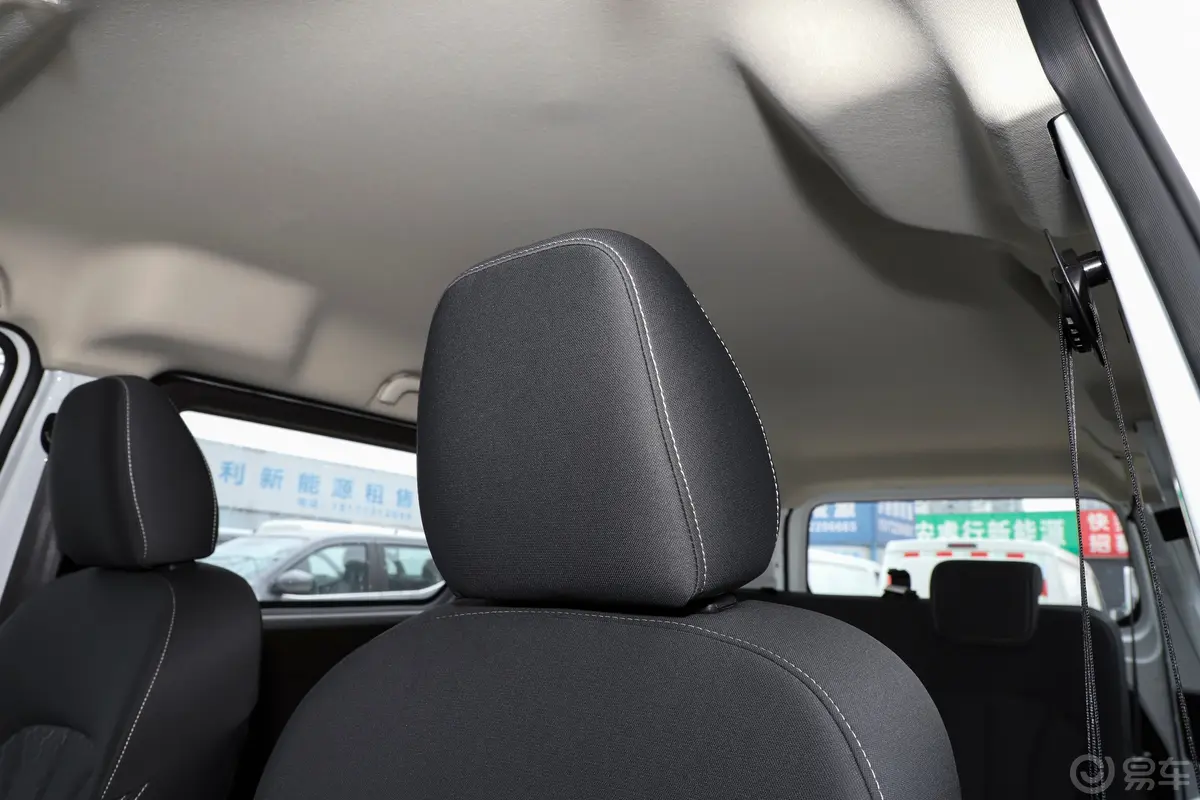 锐胜王牌M71.6L 手动长轴创富型 5座主驾驶位