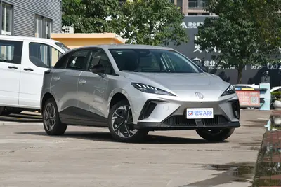 2023款 MG4 EV 415km 后驱出海冠军版外观