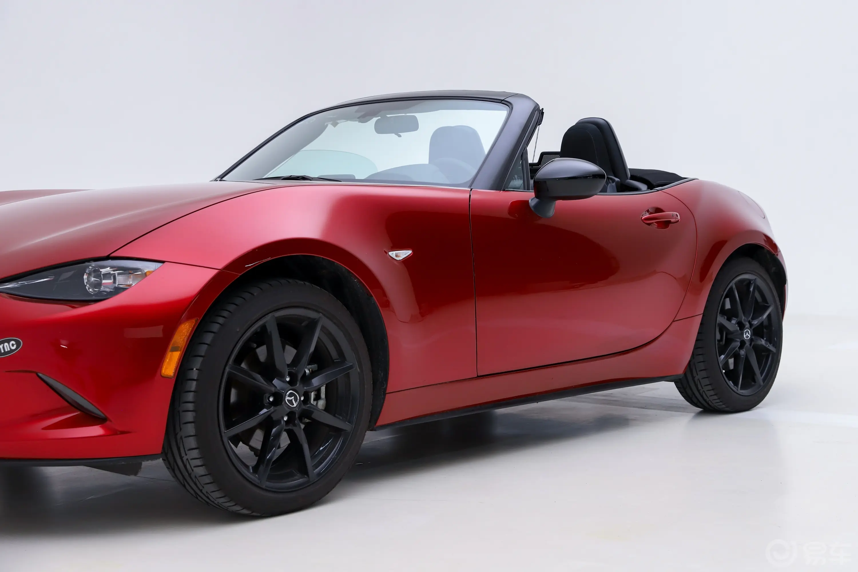 马自达MX-5MIATA SPORT 手动 软顶敞篷版外观