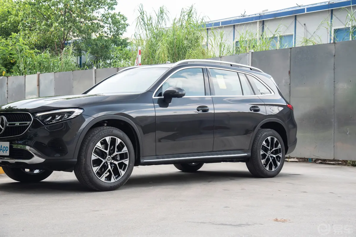 奔驰GLC改款  GLC 260 L 4MATIC 动感型 7座外观细节