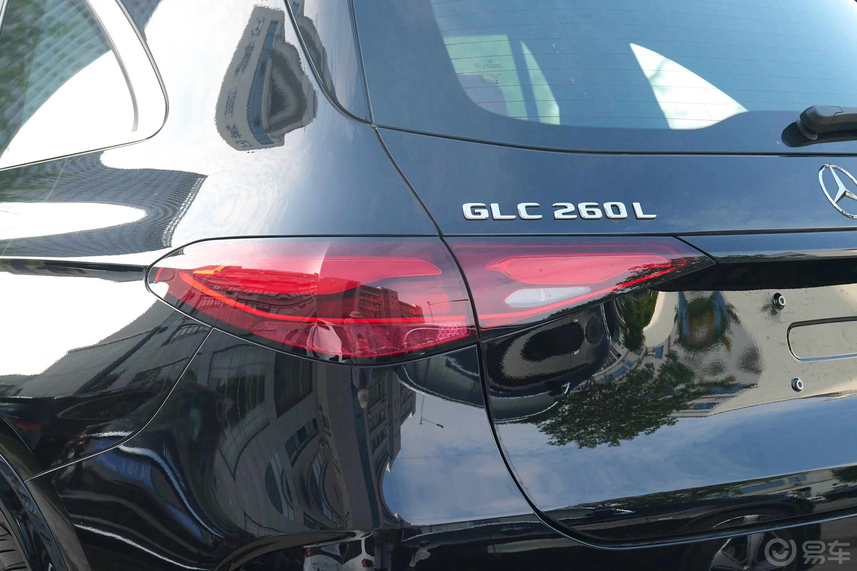 奔驰GLC改款 GLC 260 L 4MATIC 豪华型 7座外观灯组