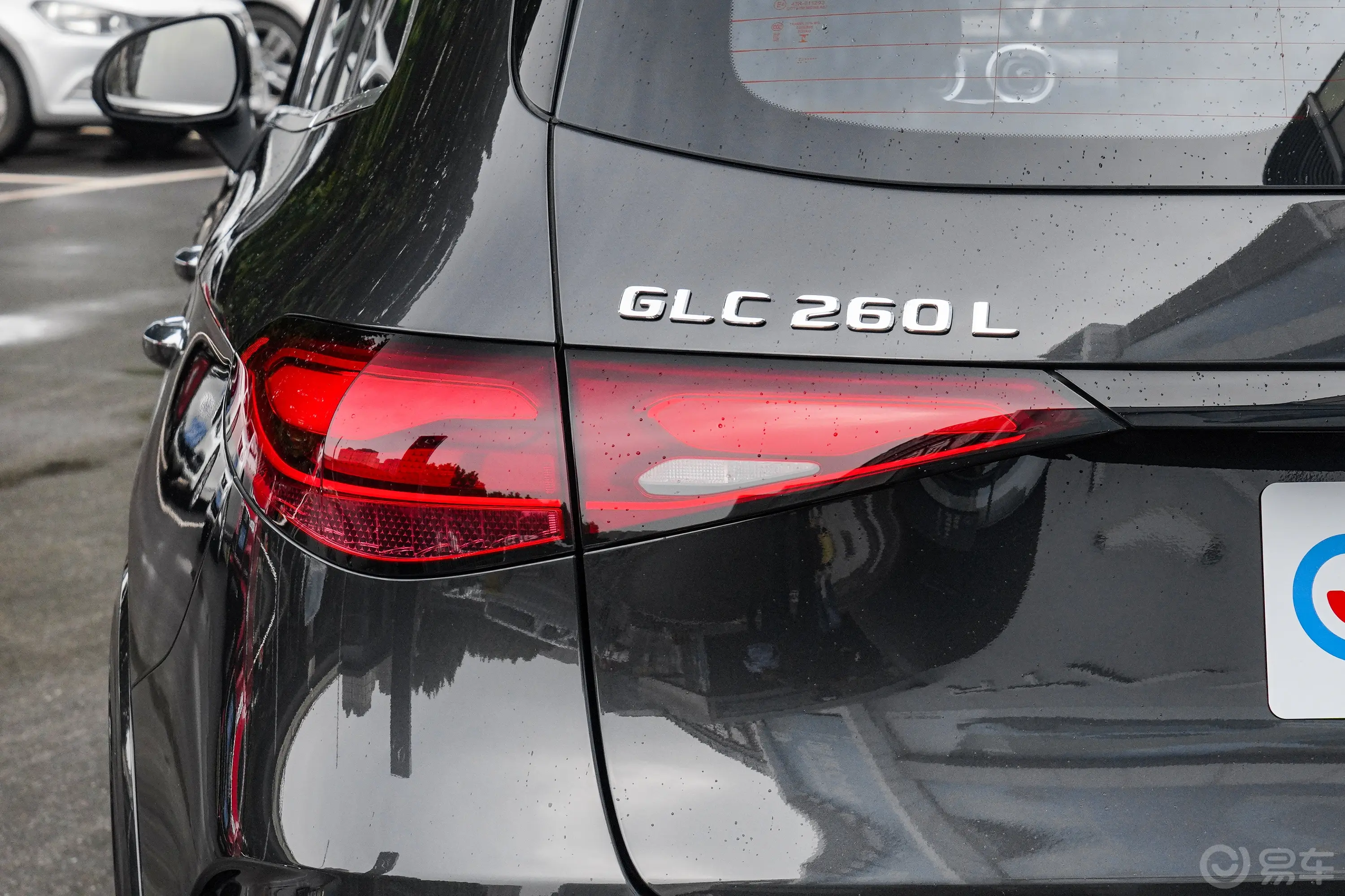 奔驰GLC改款 GLC 260 L 4MATIC 豪华型 5座外观灯组